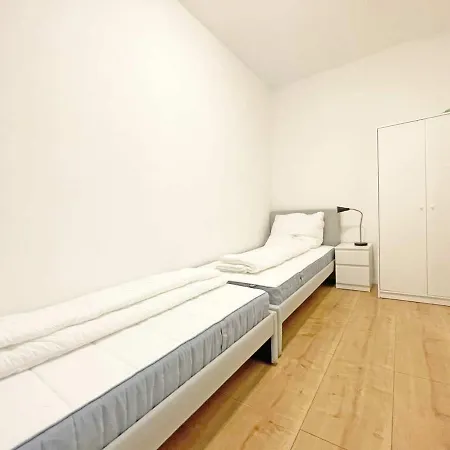 Chic & Modern Apartments In Eberswalde Exterior photo