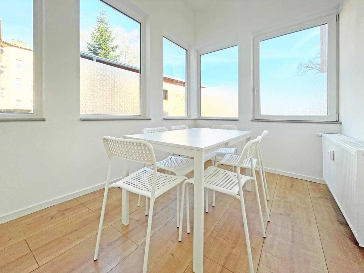 Chic & Modern In Apartment Eberswalde